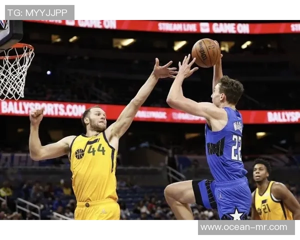 魔术队与勇士队历史交锋回顾及球队发展历程分析